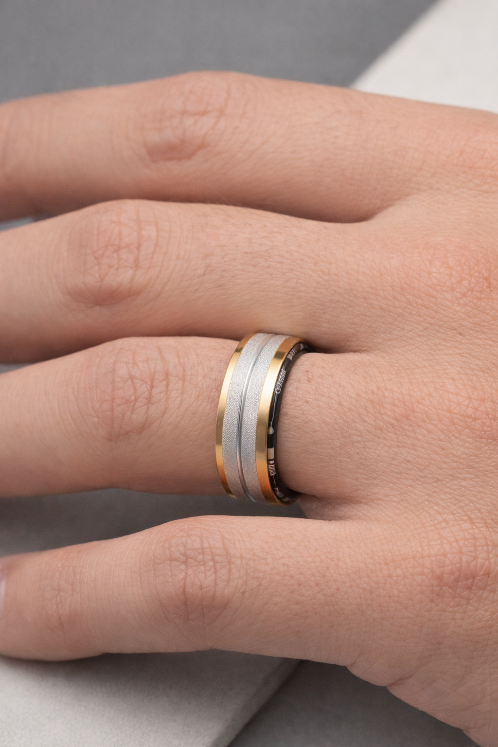 Bague Connectée Intelligente - Suivi Santé & Sport IP68 | TechSight.vision